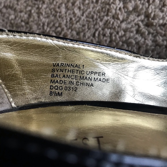 Black Patent Nine West Pumps - Picture 2 of 5